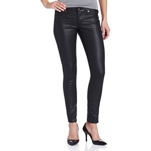 Rich and skinny jeans.